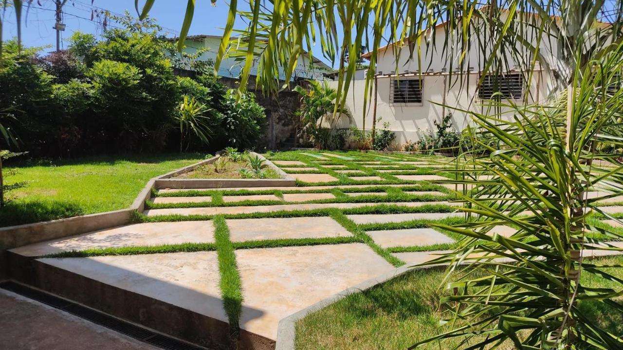 Condominio Capim Santo Goiânia Eksteriør billede